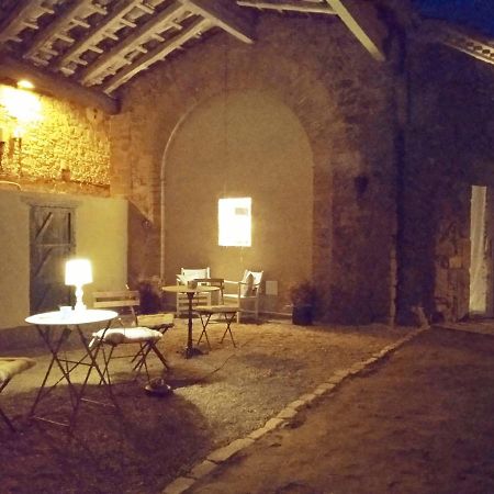 Gasthaus L'Espigol "Antiga Era" Sant Jordi Desvalls Exterior foto